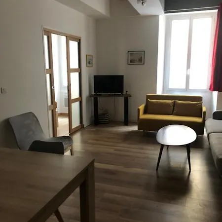 Place Massena Apartment